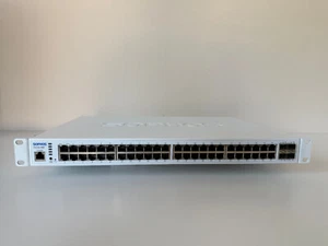 Sophos CS110-48P rev.1 Sophos Switch - 48 port with PoE - Zdjęcie 1 z 1