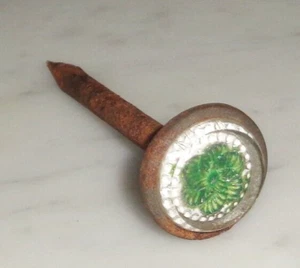 Victorian Sulfide Glass Green Spiral Flower Threaded Hanging Picture Frame Nail - Picture 1 of 5