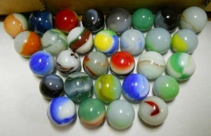 LOT 30 AKRO AGATE GLASS VARIOUS MARBLES 5/8" VERY GOOD CONDITION - Picture 1 of 9