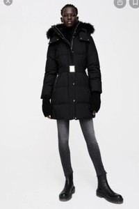 Negra de Parkas para Mujer de Zara | FASHIOLA.mx