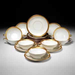 (11) Rosenthal Continental Duchess Gold Encrusted Shell Rim Cream Soup Bowls - Picture 1 of 6