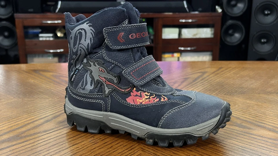 Geox Respira B1302S  Waterproof Snow Boots Glowing Dragon Kids Shoes Size 33/2US - Image 1 of 4
