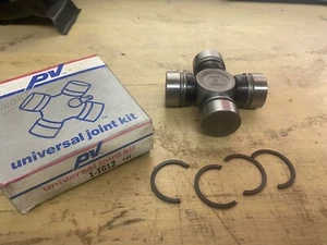 NOS PV NEAPCO GMB U-JOINT KIT 1-1612 TOYOTA CAMRY 1983-88 H391 - Picture 1 of 2