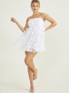 Altar'd State Aurora 3D Floral Appliqué Mesh Tulle Babydoll Dress White XL New - Picture 1 of 15