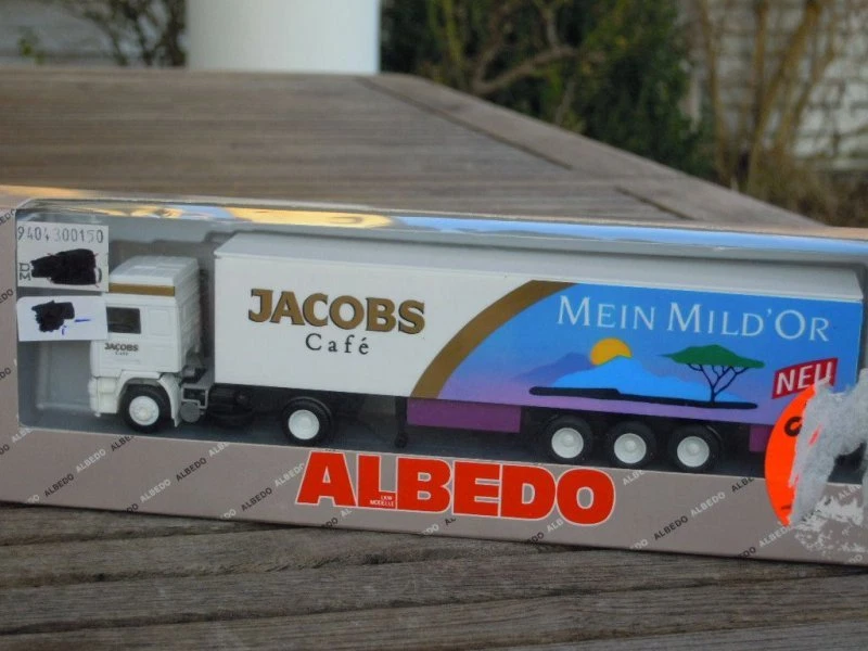 Albedo 300150 Volvo Autoarticolato Jakobs Dire Mild ´Or # IN Conf. Orig. - Immagine 1 di 1