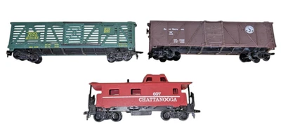 Lot Of 3 HO Gauge Wood Sided Stock Cars Caboose Great Northern Soo Line Chattnga - Image 1 of 4