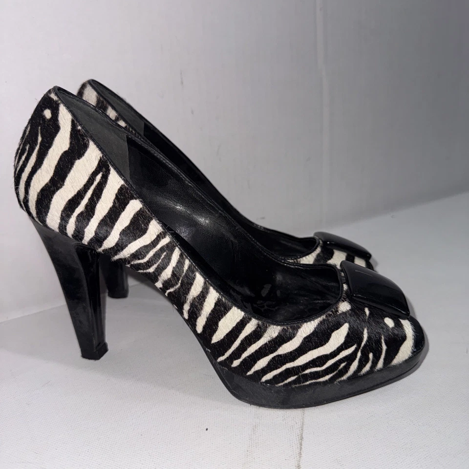 Zapatos de salón vintage Y2K Ann Taylor estampado de cebra pelo de becerro negro punta abierta tacones altos 8,5 Foto 1 de 4