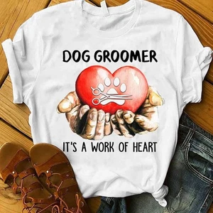 Dog groomer it�s a work of heart � Dog groomer job - Picture 1 of 6