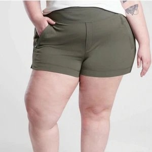 Athleta Trekkie North Shorts Plus Sz 24 Pull On 3X Olive Green 530626 NWT - Picture 1 of 3