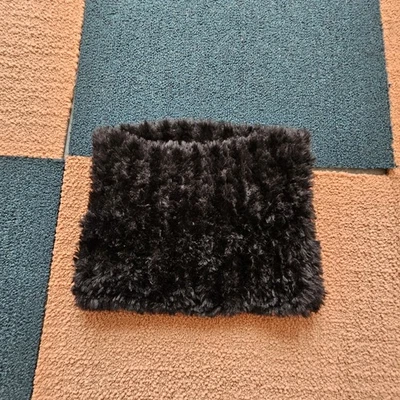 Urban Outfitters Teddy Neck Gaiter Scarf Plush Soft Black Furry Infinity X6a - Image 1 of 4