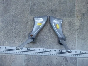 1998 Suzuki TL1000R S459-2. rear passenger foot pegs and brackets - Picture 1 of 5