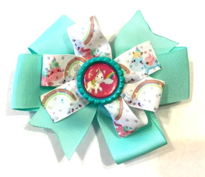 Hermoso lazo de pelo inspirado en unicornio y amigos para niñas. Foto 1 de 3