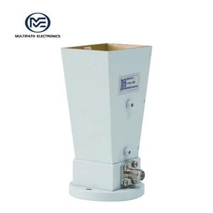 Broadband Horn Antenna, Single Polarized, 6 GHz to 18 GHz, 12 dBi,  SMA Female - Picture 1 of 11