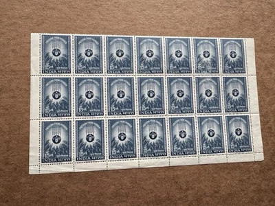 India 1963 Stamp Block +Freedom From Hunger#372 +BLK 21 +MNH +UN FAO +SCV=52.5$ - Image 1 of 2