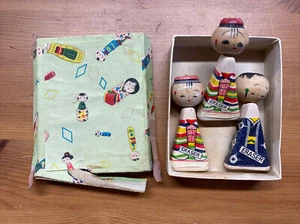 Vintage Kokeshi Puppe Radiergummi 1 Junge & 2 Mädchen OVP Japan Holzköpfe selten - Bild 1 von 1