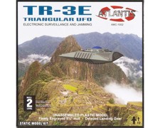 Atlantis 1002 TR-3E Triangular UFO plastic model kit 1/72