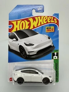 Hot Wheels 37/250 2023-Tesla Modelo Y-Blanco Perla-HW Verde Velocidad 1/10 - Imagen 1 de 3