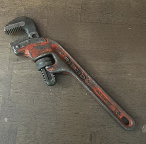 Vintage RIDGID E10 Offset 10" Pipe Wrench The Ridge Tool Co. Elyria Ohio U.S.A. - Picture 1 of 6