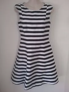 SIZE XS SIZE 8 SIZE 10 WOMEN'S BLACK & WHITE STRIPE SLEEVELESS BASIC ZARA DRESS - Picture 1 of 3