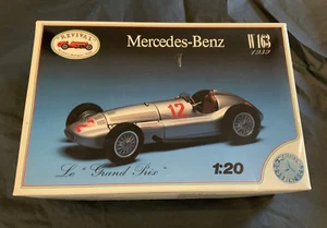 Mercedes Benz W163 Revival Il ""Gran Premio"" 1:20 - Foto 1 di 4