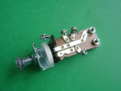 1940-1947-1950-1951-1952-1953-1954 CHEVROLET TRUCK HEADLIGHT SWITCH-NEW-6 VOLT  - Image 1 of 2