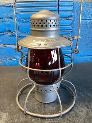 HANDLAN MISSOURI KANSAS & TEXAS RAILROAD  LANTERN W/ETCHED (MK&T Ry) RED GLOBE - Image 1 of 4