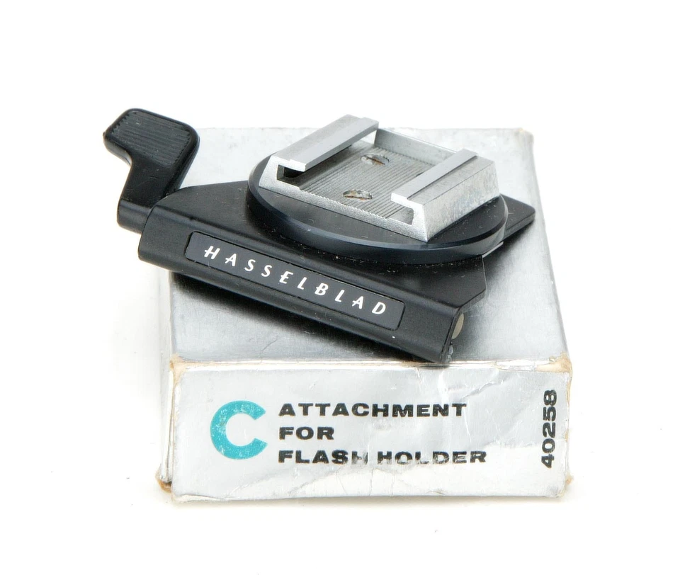 Vintage Hasselblad 40258 Abrazadera Capucha Zapata Accesorio Soporte de Flash. Caja (Usada). Foto 1 de 1