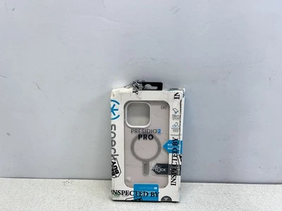 Speck - Funda Presidio2 para Apple iPhone 15 Pro Max - Hueso blanqueado/Reliquia dorada- Foto 1 de 4