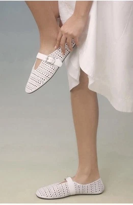 Туфли на плоской подошве Anthropologie Jefferey Campbell Mary Jane Shelly размер 8,5 белые - Изображение 1 из 4