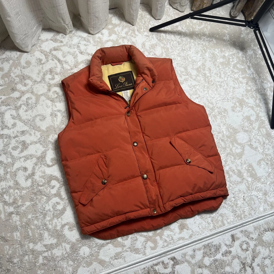 Chaleco relleno de plumón Loro Piana Vinage para hombre talla M  Foto 1 de 4