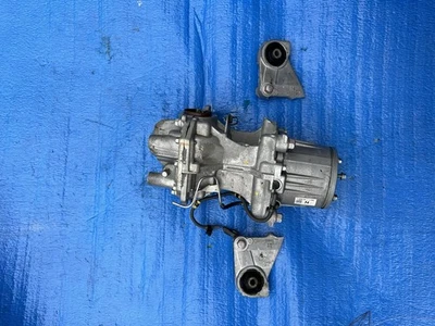 Оригинальный держатель заднего дифференциала 25k 2017-2023 Mazda CX-5 CX-9 KA02-27-151 - Изображение 1 из 4