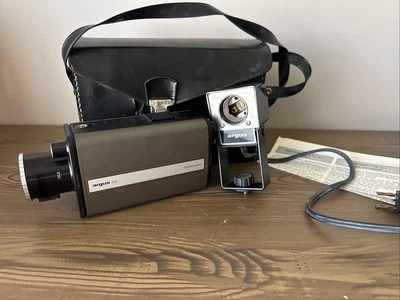 Cámara fotográfica Argus 810 Super 8 vintage años 60 con flash y estuche *SIN PROBAR* Foto 1 de 4