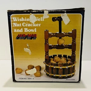 Vintage JAN-MOR Wooden Wishing Well Nut Cracker And Nut Bowl - Picture 1 of 4