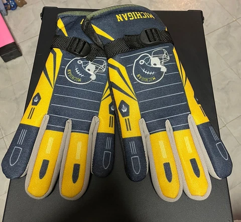 NCAA Michigan Wolverines Two-Tone Gloves, Blue/Yellow Heavy Duty Cover