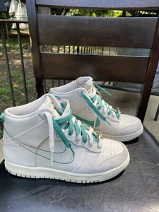 Size 7 - Nike Dunk High First Use Sail Light Bone/Green Noise - Picture 1 of 5