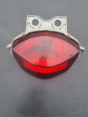 ♻️ Kawasaki ER-6N ER 650 A7F 2005 - 2008 Rear Taillight Brake Light Lamp ♻️  - Image 1 of 2