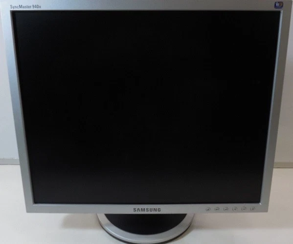 Samsung 940BW LCD Monitor Grade A - Image 1 of 1
