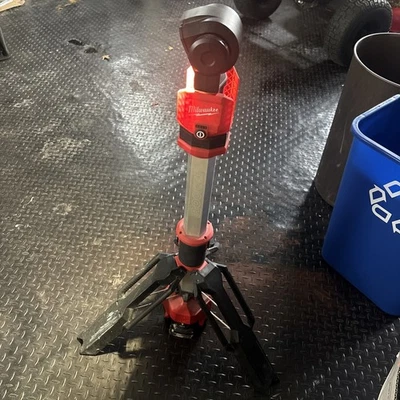 Milwaukee Rocket Dual Power Tower Light With Battery - Image 1 of 4