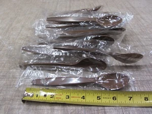 LOT OF 20 GENUINE US MRE SPOONS PLASTIC EATING UTENSIL CAMPING SURVIVAL HIKING - Picture 1 of 2