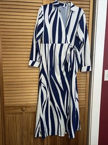 Unbranded Size M ZEBRA Blue And White Soft And Silky WRAP MAXI DRESS NWOT - Picture 1 of 4