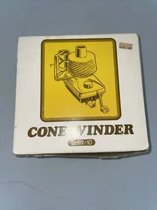 Vintage Boxed Hand Crank Yarn Cone Winder SHW-10 Made in Japan Manual & Cones - Picture 1 of 3
