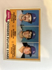 1981 Topps Fernando Valenzuela #302 RC Dodgers Rookie Dead Center Rare Card !