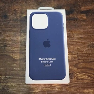 iPhone 15 Pro Max Silikon Case MagSafe Storm Blue MT1P3ZM/A Model A3126 - Bild 1 von 11
