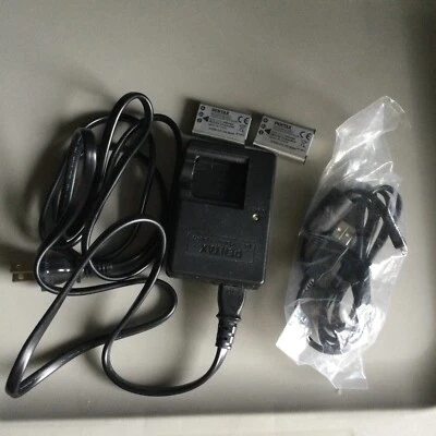 Cargador de Batería Original Pentax D-BC78 para Batería D-LI78 Optio M50 Dos Baterías Foto 1 de 4