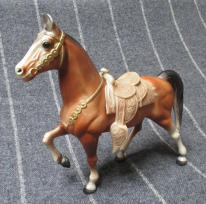 Diamond P Plastic Parade Horse with Saddle #668 Made in Hong Kong - Vtg 1960'S - Picture 1 of 9