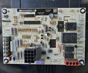 YORK COLEMAN LUXAIRE 1162-202 879598 Furnace Control Circuit Board 1162-83-202 - Picture 1 of 3