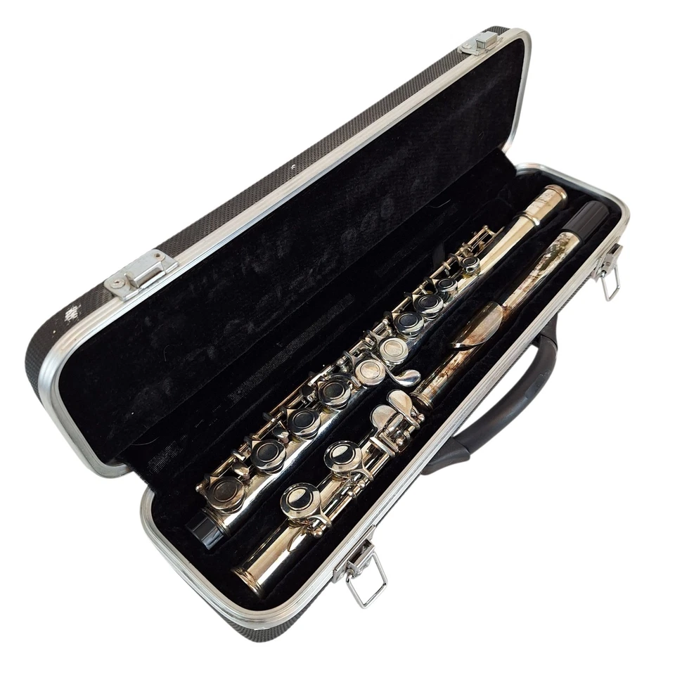 Conjunto de flauta debut Odyssey OFL100 agujero cerrado C con llave G desplazada y estuche rígido Foto 1 de 4