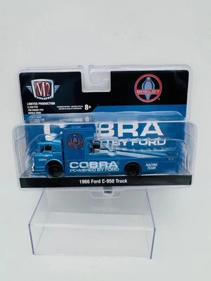 M2 MACHINES 1:64 FORD C950 CAMION 1966 SHELBY COBRA - Immagine 1 di 2
