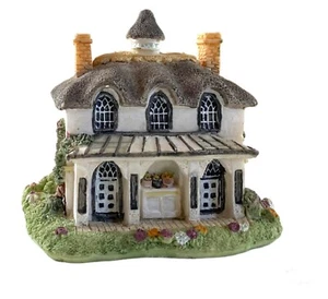 The Leonardo Collection Vintage collectables cottage - Picture 1 of 7