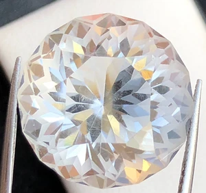 27.35CT Natural Beautiful Faceted Cut color less Quartz Loose Gems from Pakistan - Picture 1 of 12